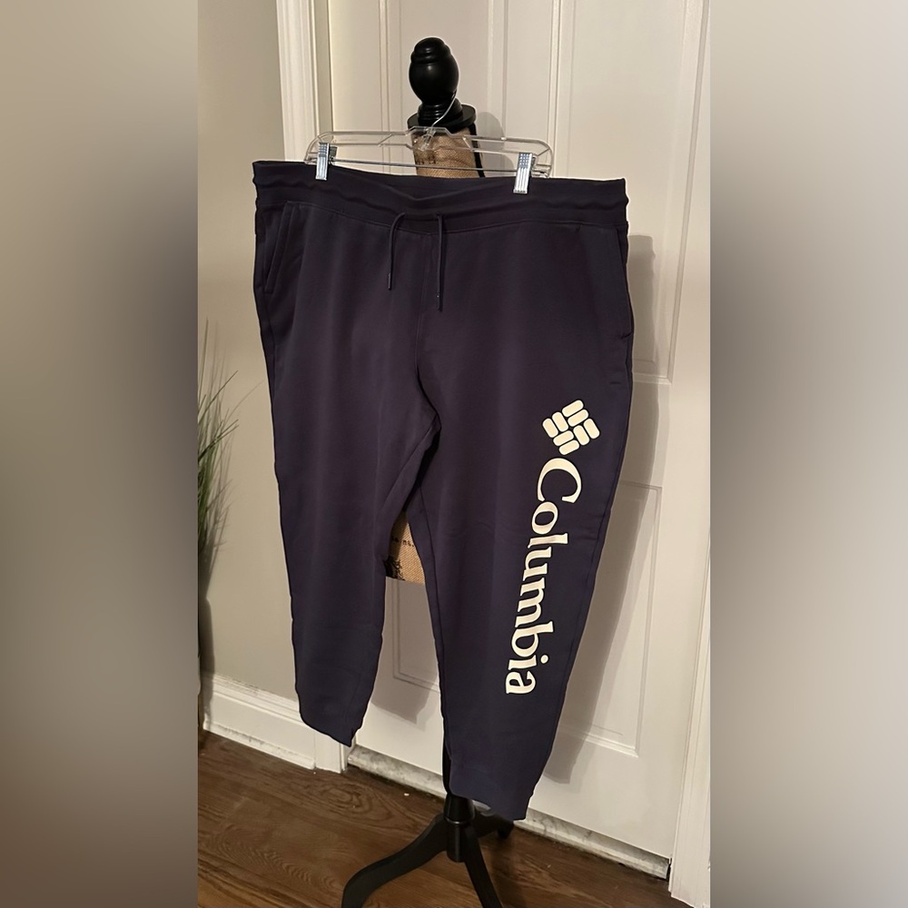 Columbia Joggers